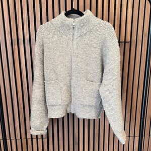 Le Bon Shoppe Women's Cozy Gray Zip-Up Sweater